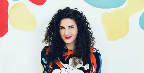 Laila - colourful portrait