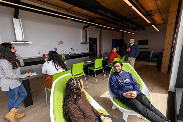 Common Room - Lakeshore