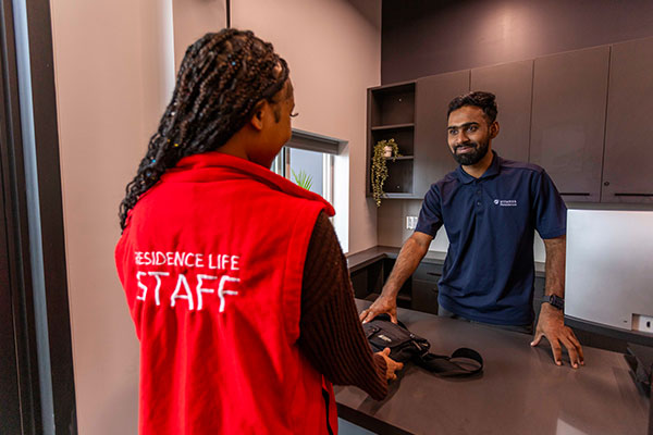 Residence - Front Desk