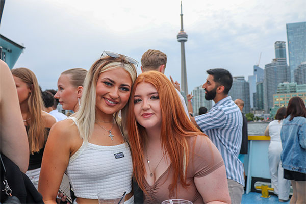 2 students posing for a photo