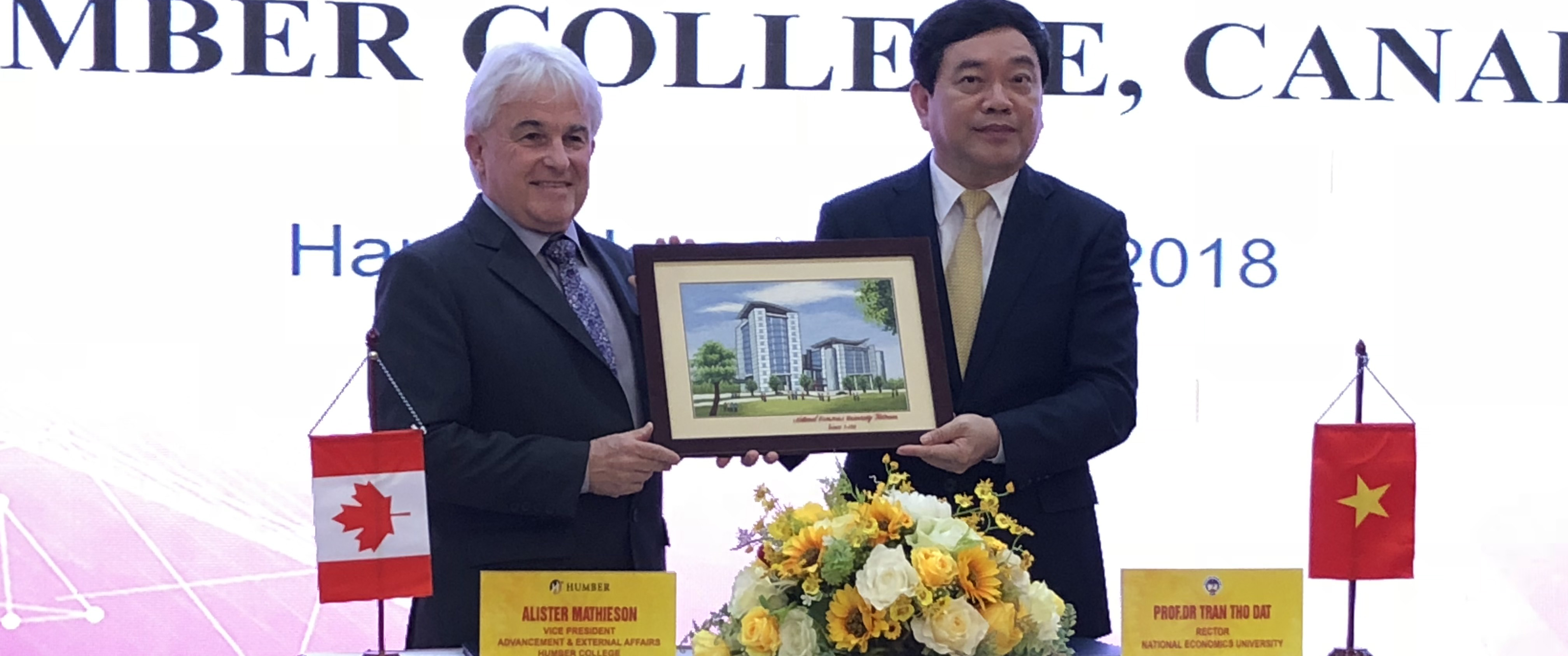 Alister Mathieson, VP, Advancement and External Affairs, and Dr. Tran Tho Dat, Rector, National Economics University in Hanoi are among global partners launching the pilot project.&nbsp;
