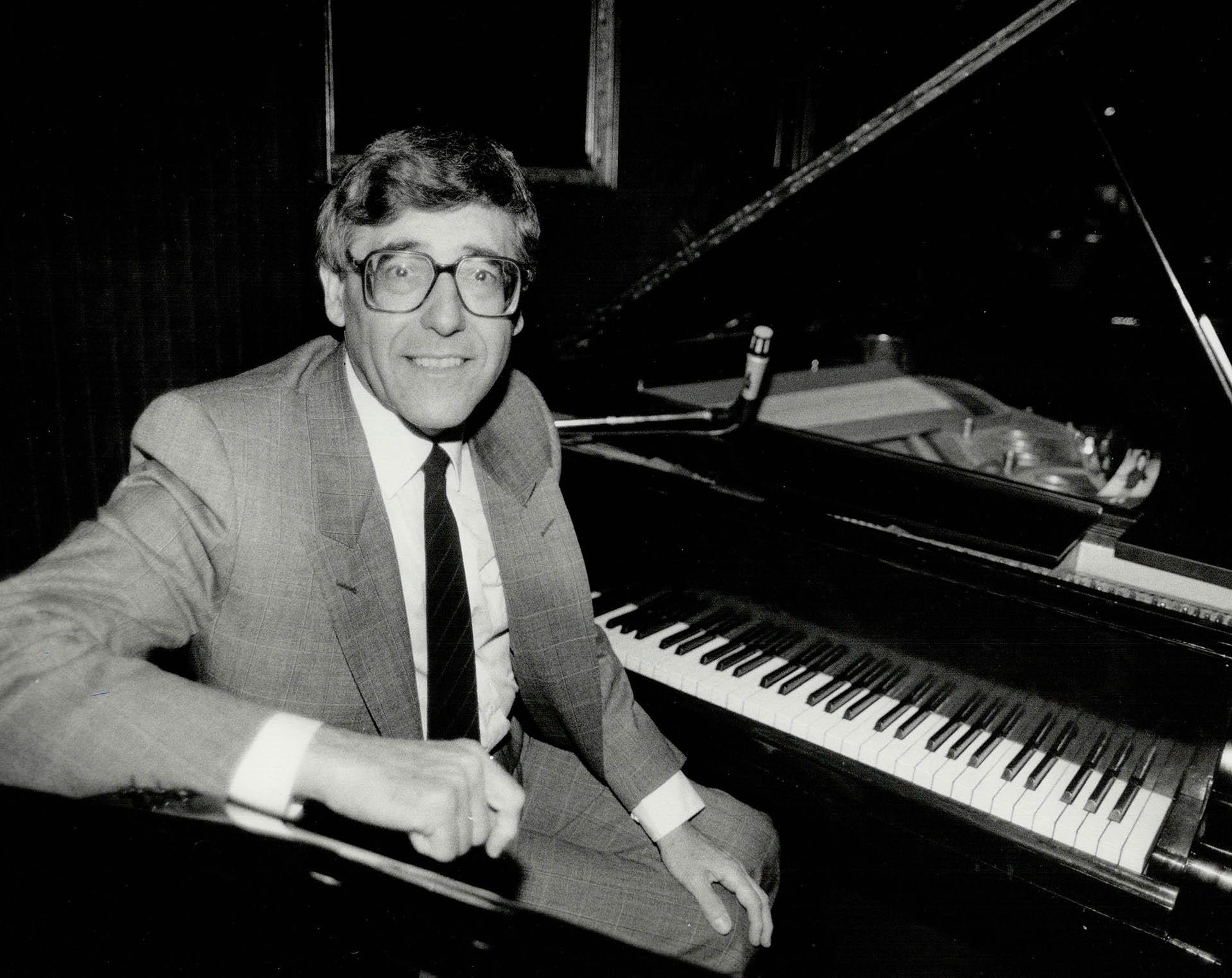 black and white photo of Gene DiNovi in 1987 (Photo: Colin McConnell)